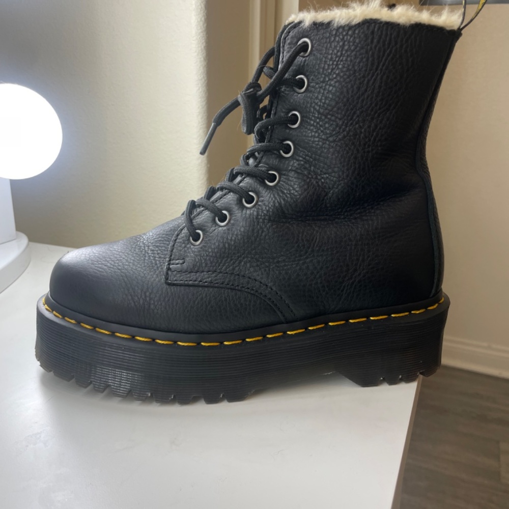 Doc Marten’s Leather Fur - Picture 6 of 11